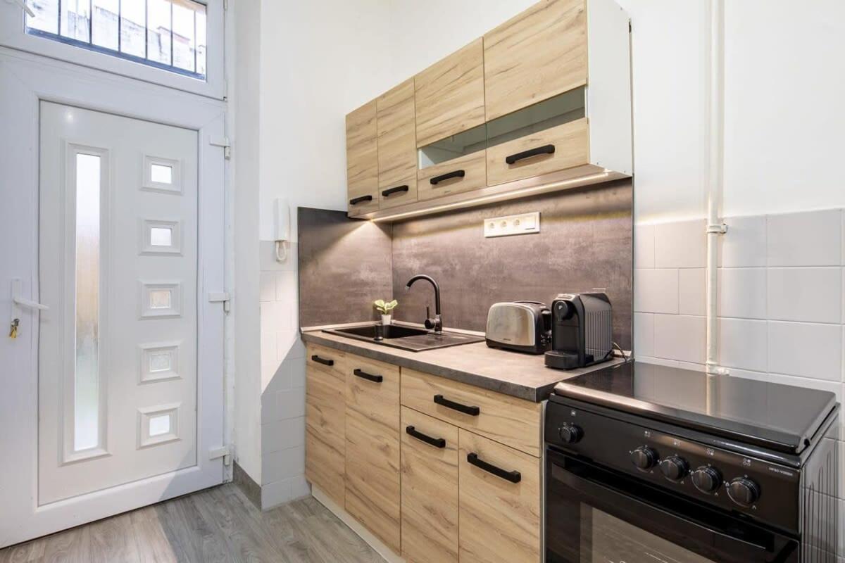 Comfy Easy Parking Apartman Budapest